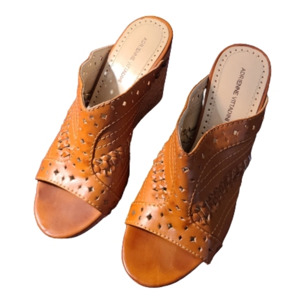 Adrienne Vittadini Wedge Sandal